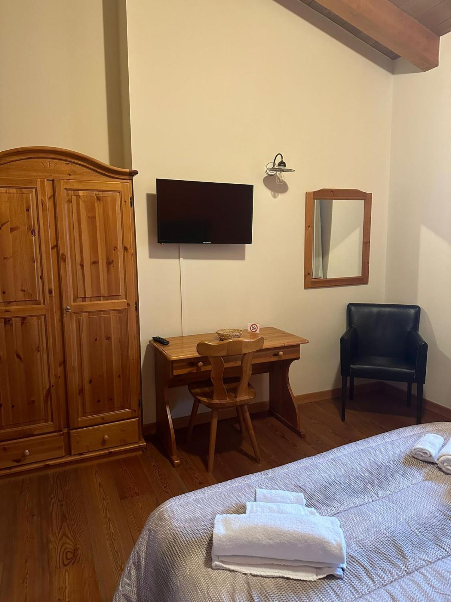 La Corte Dell'Ulivo Polazzo エクステリア 写真